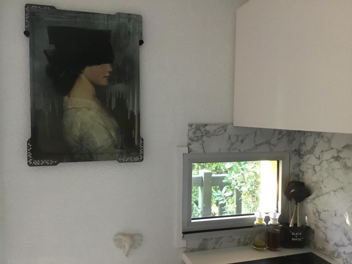 Au Balcon Fleuri Apartamento Anglet Exterior foto