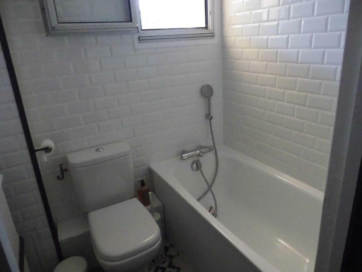Au Balcon Fleuri Apartamento Anglet Exterior foto