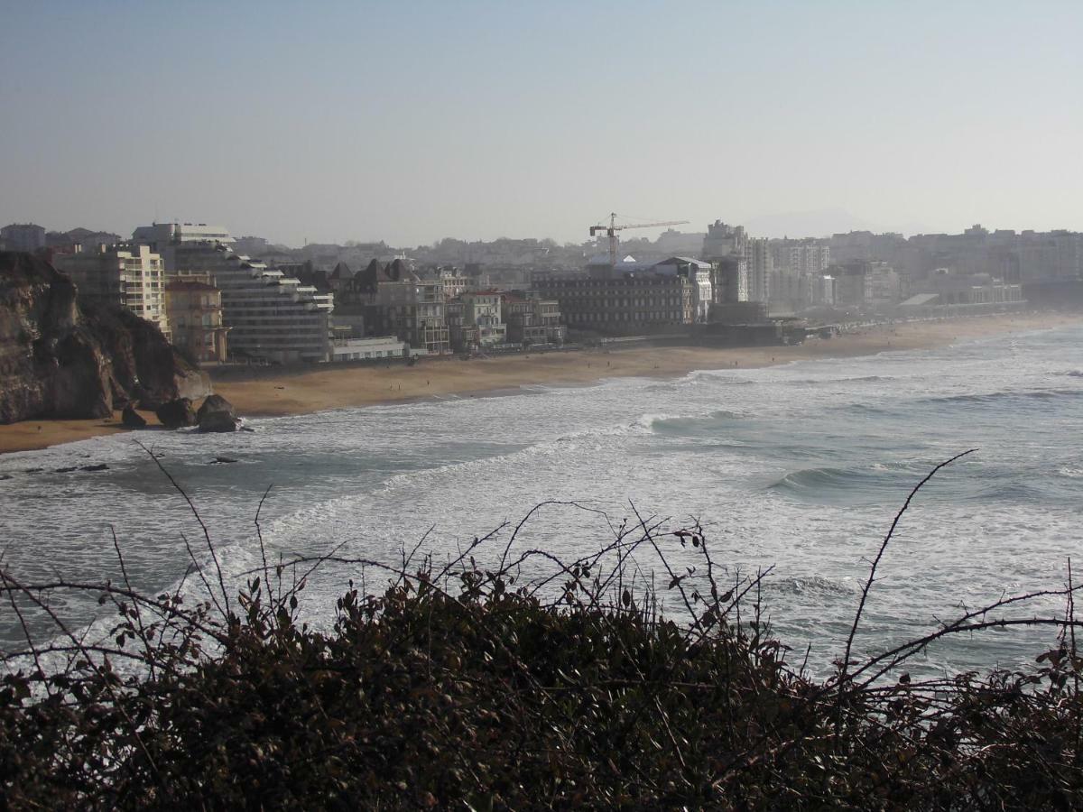 Au Balcon Fleuri Apartamento Anglet Exterior foto