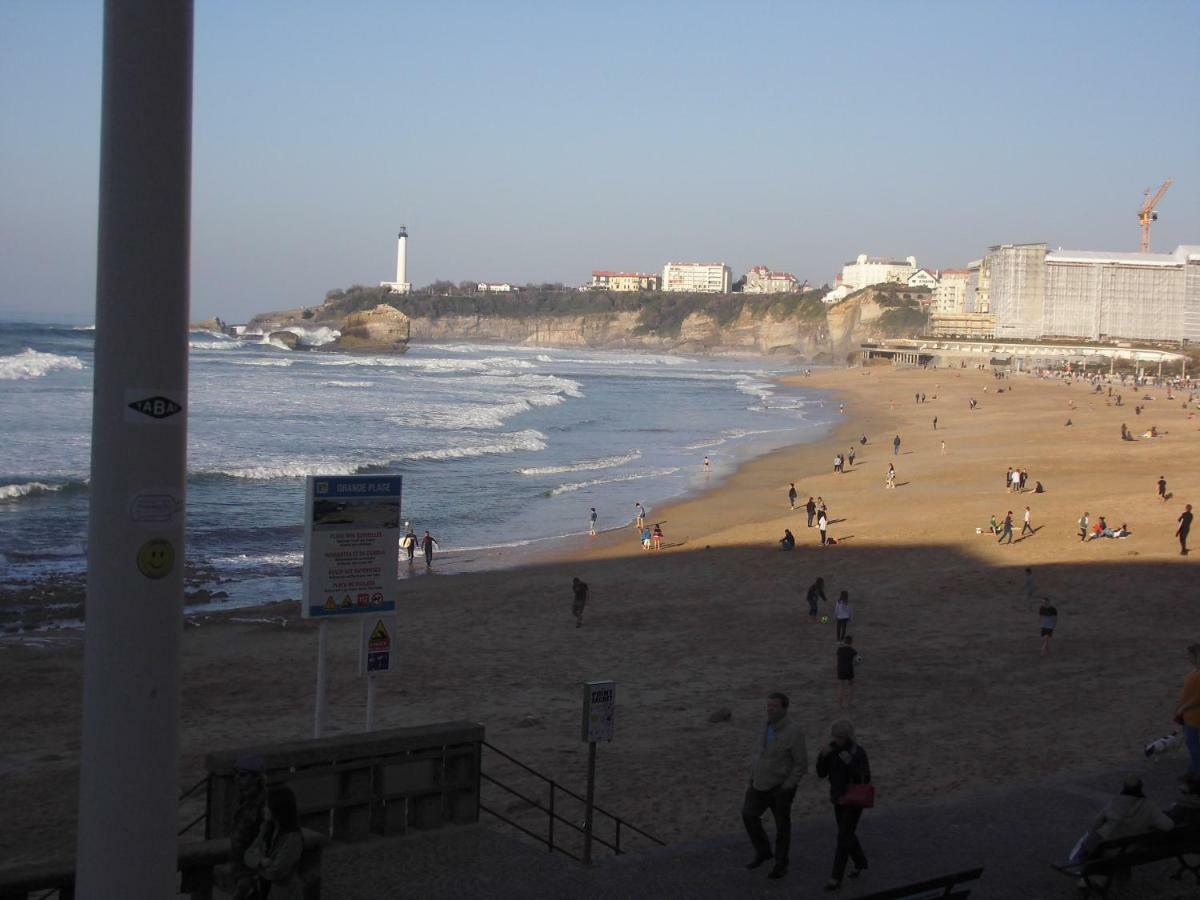 Au Balcon Fleuri Apartamento Anglet Exterior foto