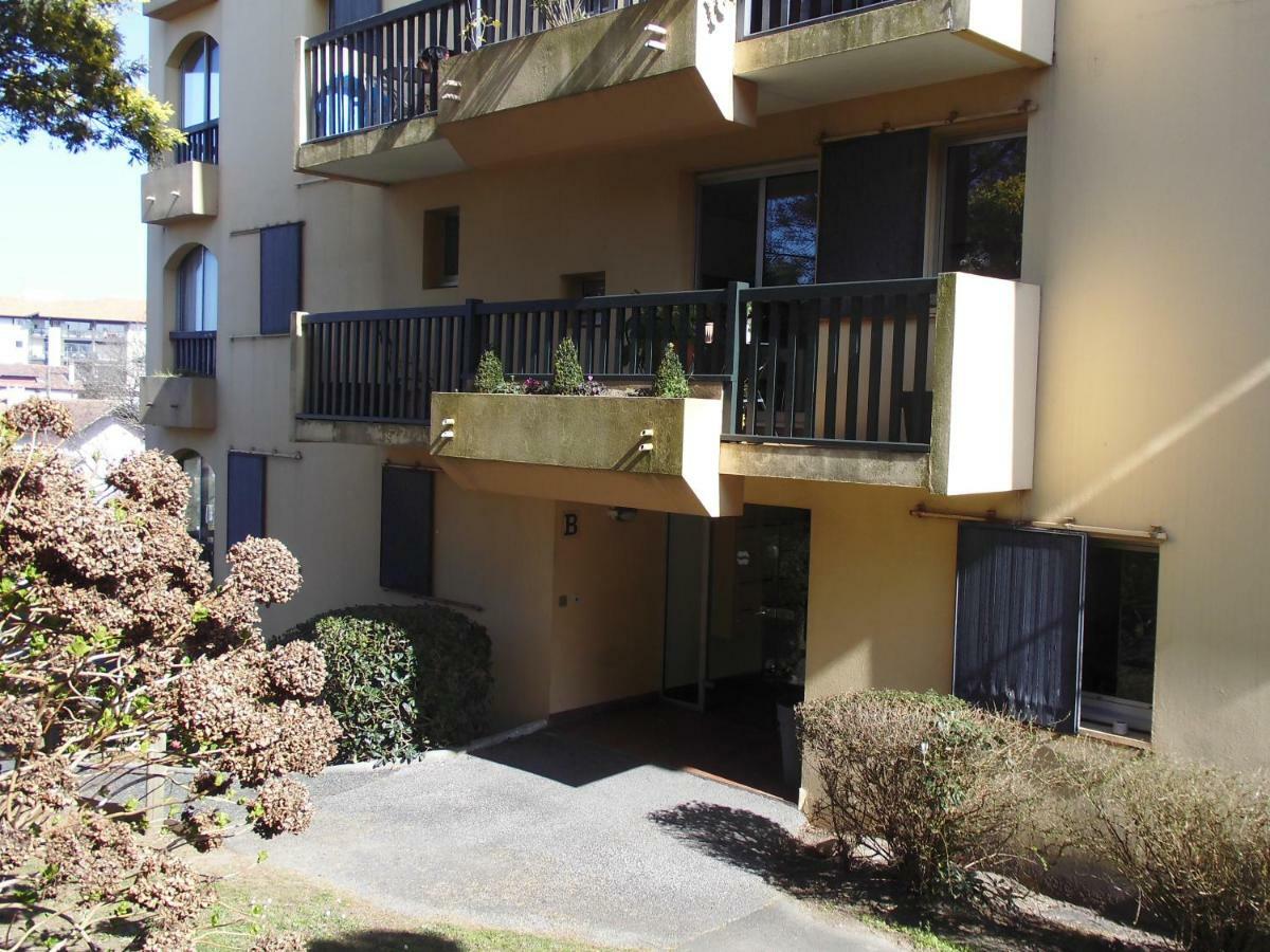 Au Balcon Fleuri Apartamento Anglet Exterior foto